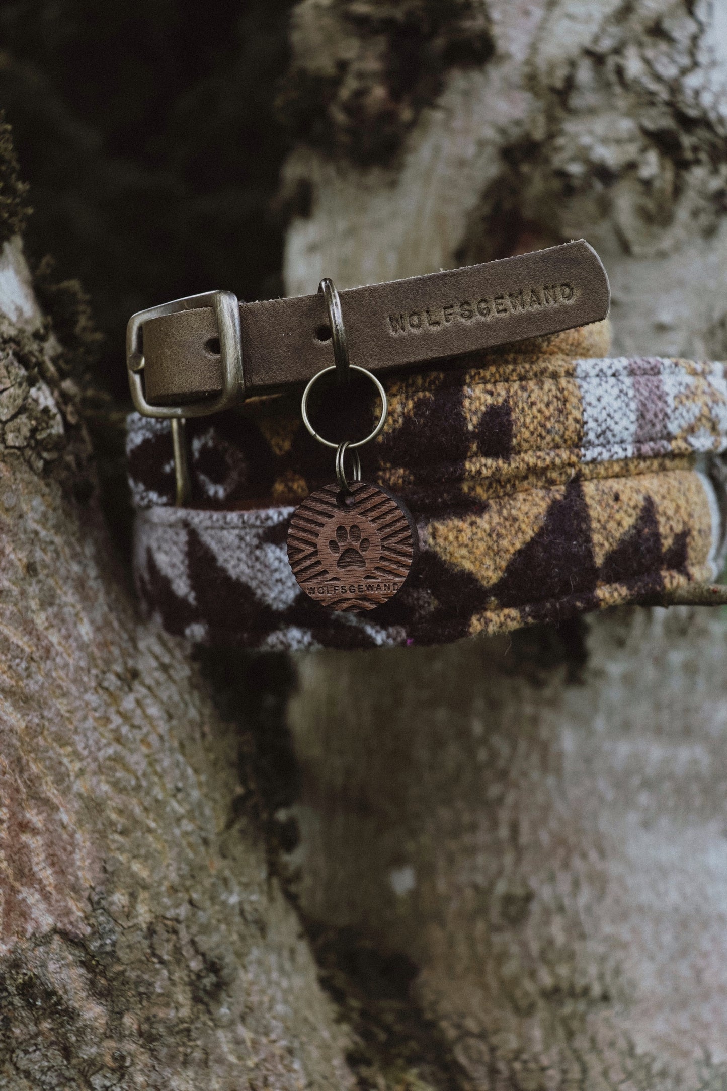 TYR collar in an ethnic look made of greased leather and fabric combination - available in different designs