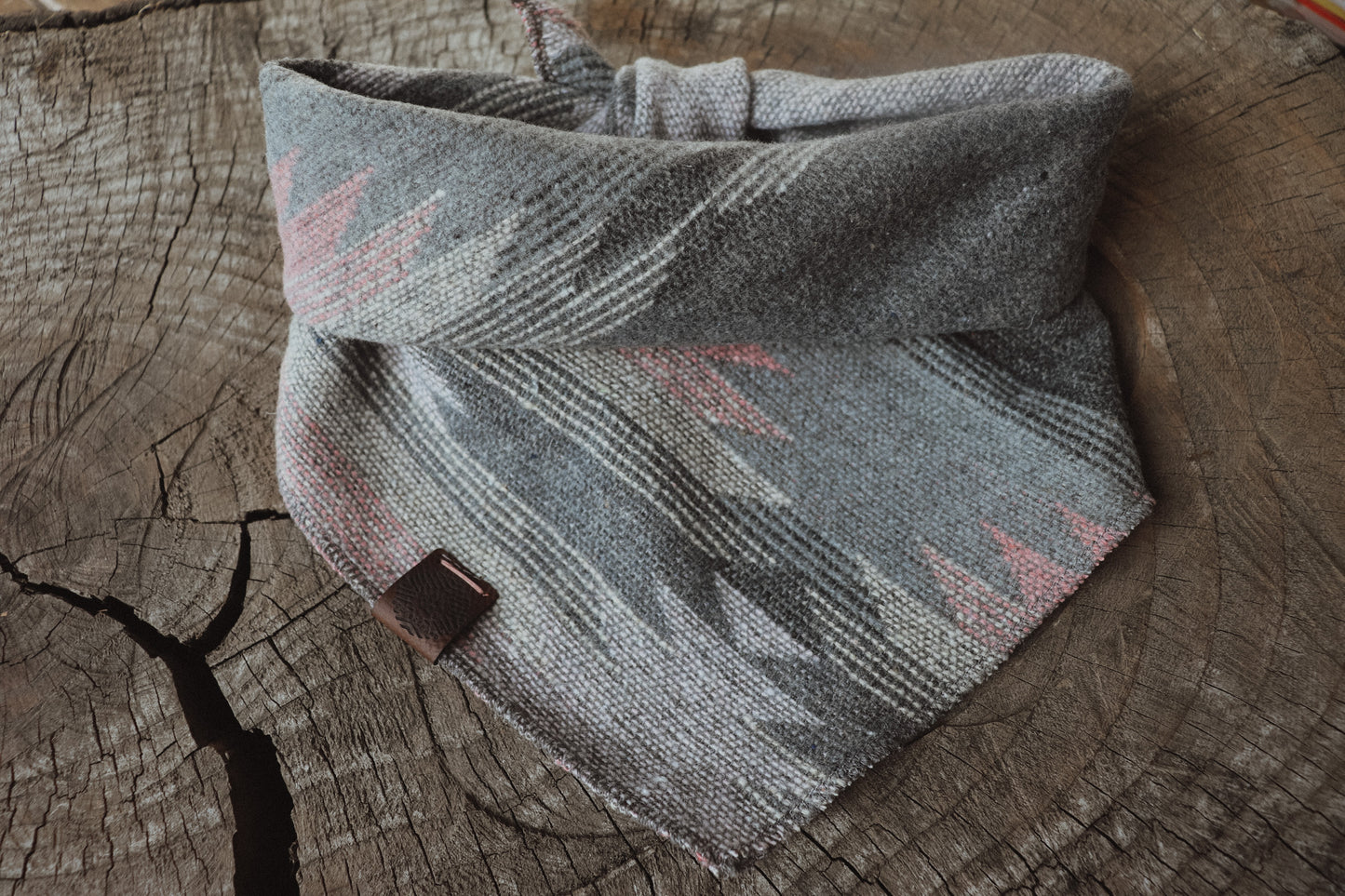 Halstuch URD - Bandana | Hundehalstuch | mittelschwer