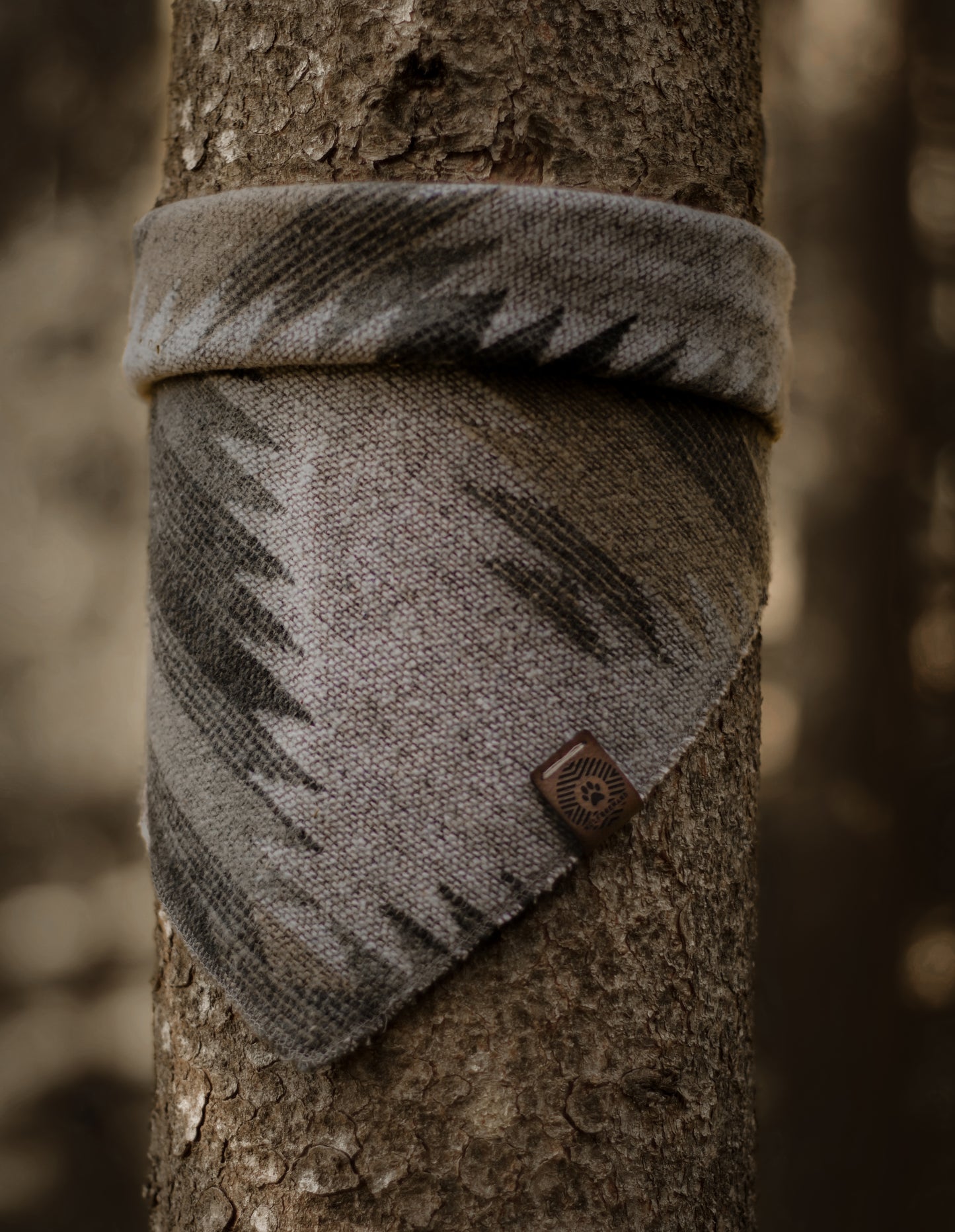 Halstuch SKULD - Bandana | Hundehalstuch | mittelschwer