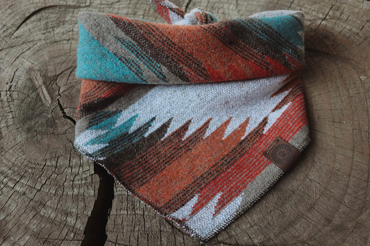 Halstuch VERDANDI - Pawtner Halstuch für Menschen im Ethno-Stil