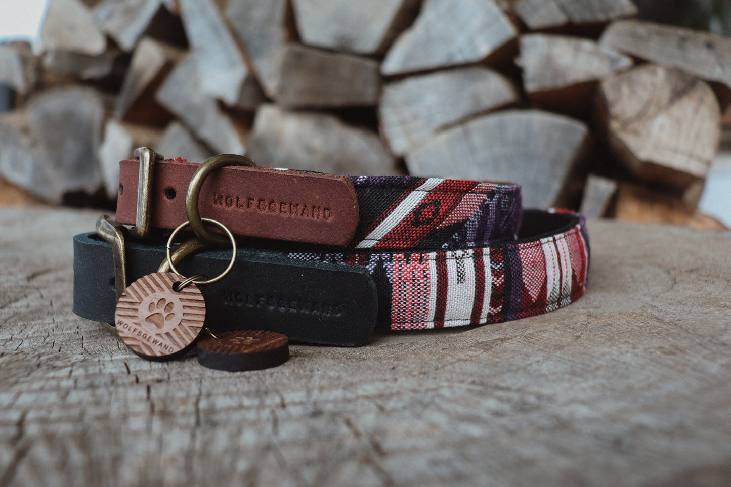 HEL collar in an ethnic look made of greased leather and fabric combination - available in different designs