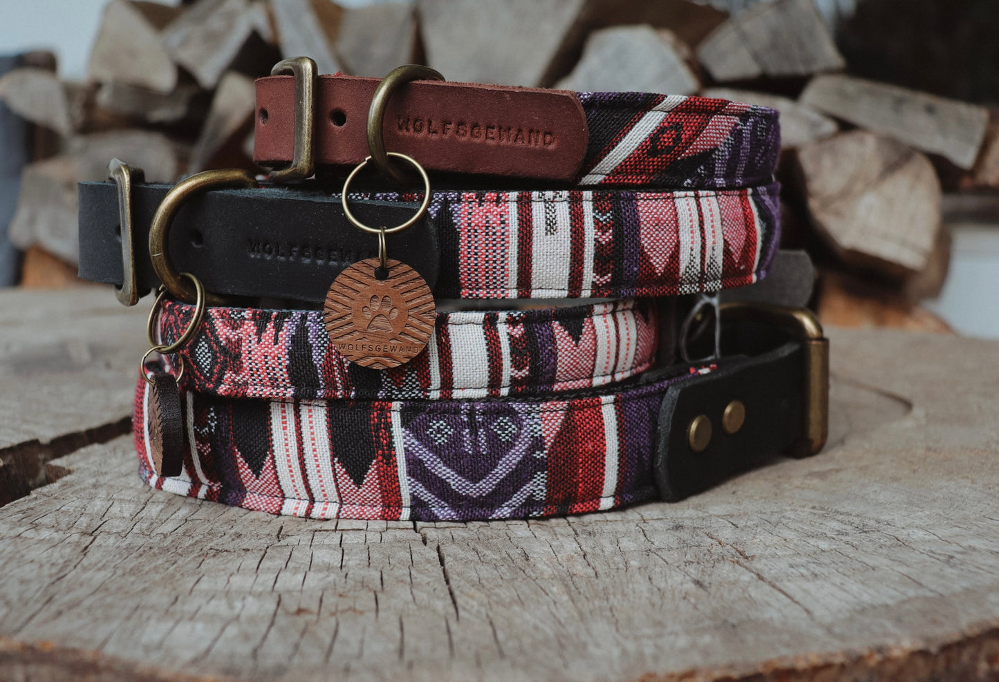 HEL collar in an ethnic look made of greased leather and fabric combination - available in different designs