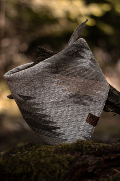 Halstuch SKULD - Bandana | Hundehalstuch | mittelschwer