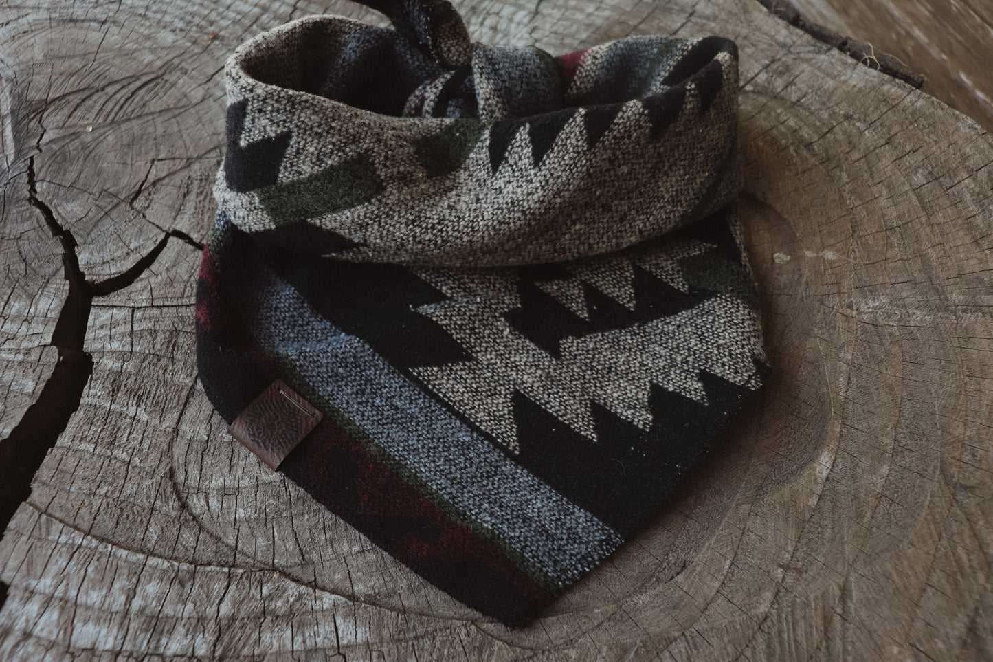 Halstuch GEFION - Bandana | Hundehalstuch | mittelschwer