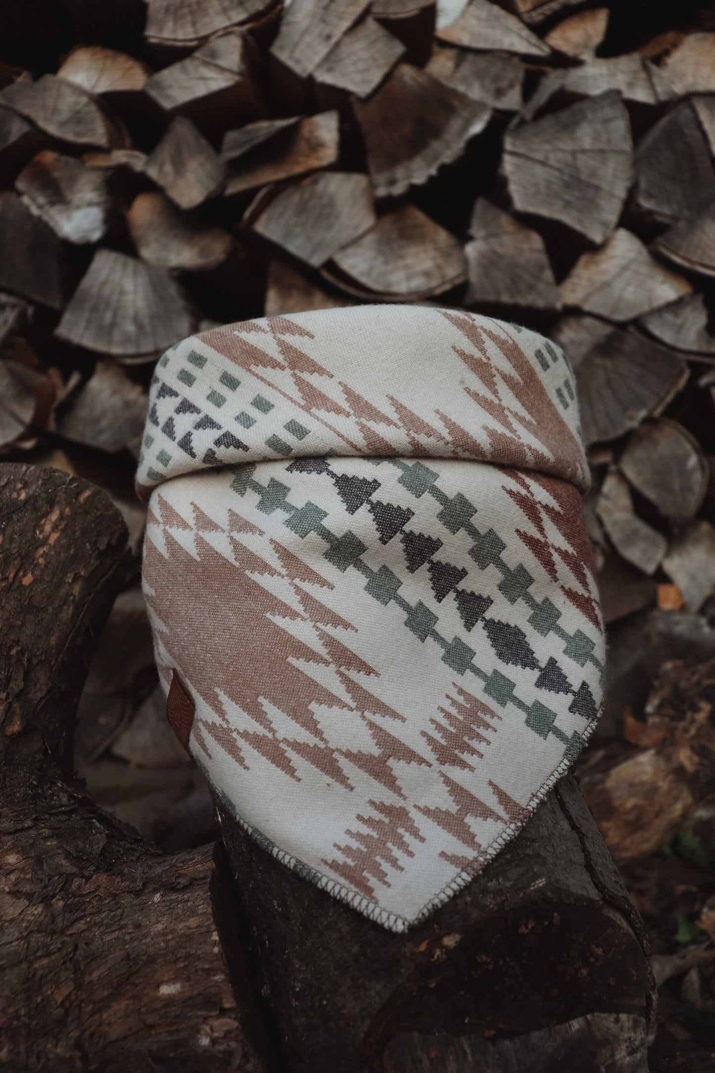 Halstuch EMBLA - Bandana | Hundehalstuch | mittelschwer