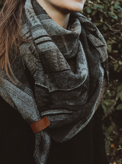 Halstuch VIDAR - Bandana | Hundehalstuch | mittelschwer