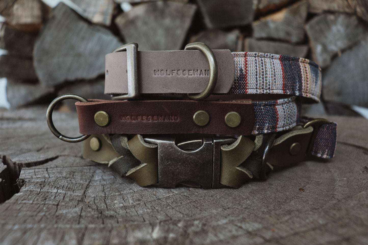 SIF collar in an ethnic look made of greased leather and fabric combination - available in different designs