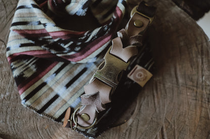 IDUNA collar in an ethnic look made of greased leather and fabric combination - available in different designs