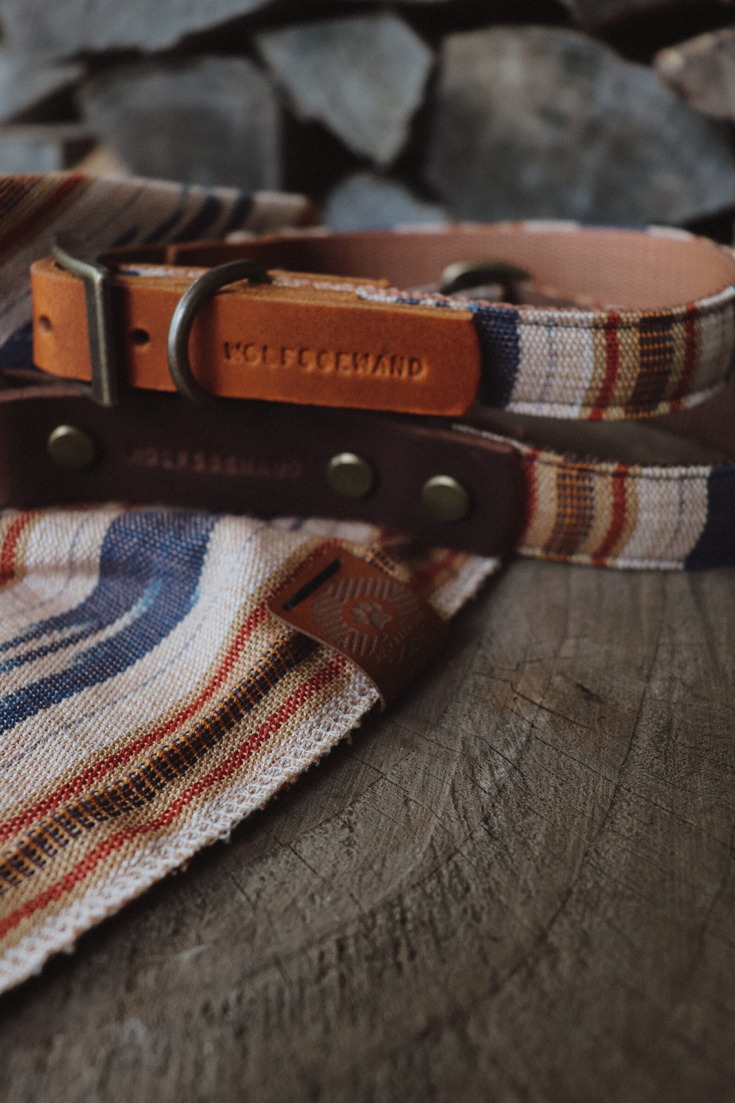 GERI collar in an ethnic look made of greased leather and fabric combination - available in different designs